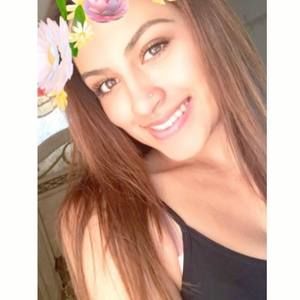 Meet your Posher, Alyssa